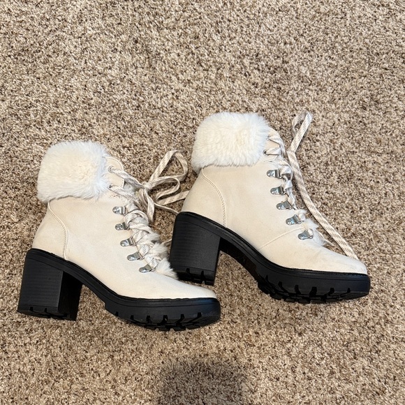 Heeled snow booties - Picture 1 of 2